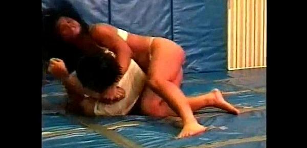  nice mixed wrestling with bodyscissors